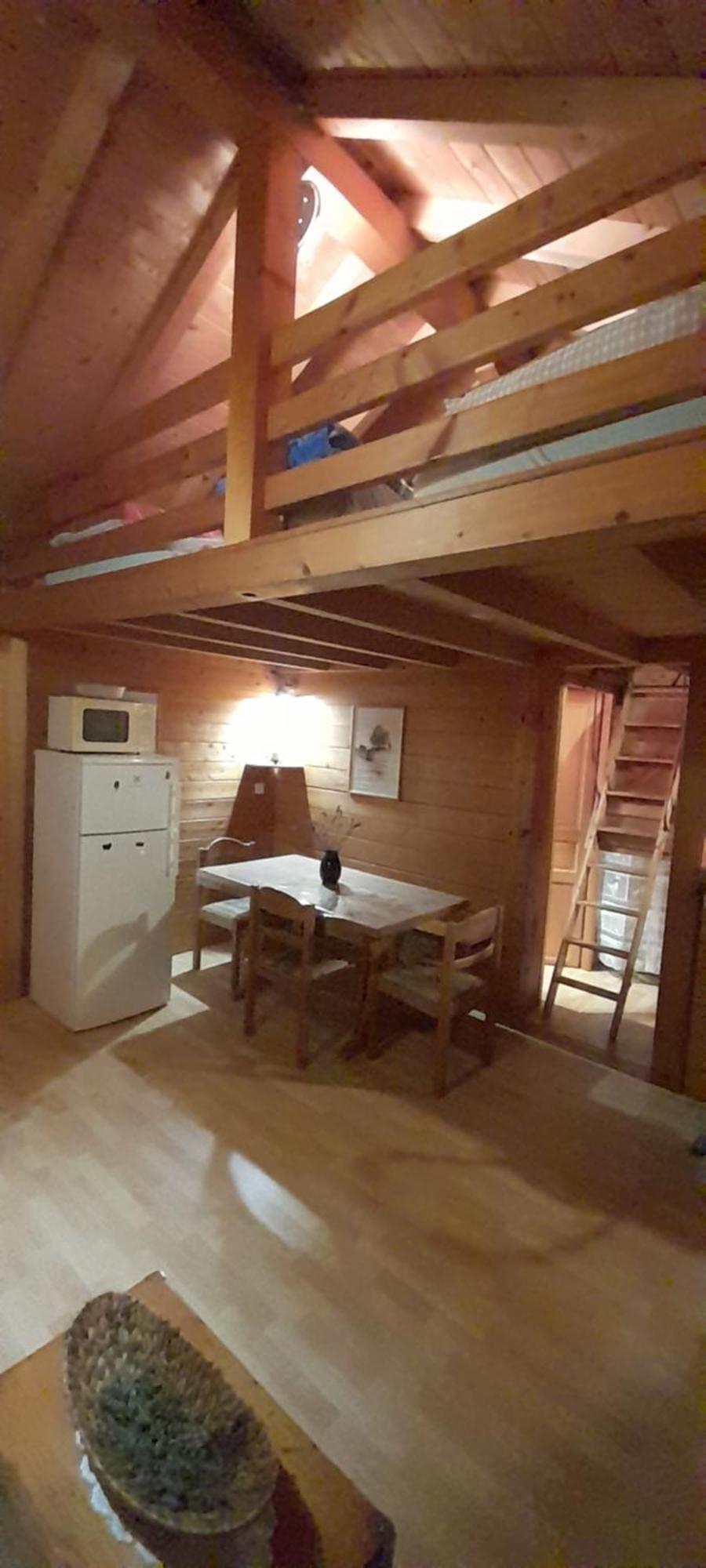 Location Type Gite, Chambre D'Hote, Meuble De Tourisme Dans Joli Petit Chalet Typique Et Ou Jolie Roulotte Type Boheme Waldighoffen エクステリア 写真