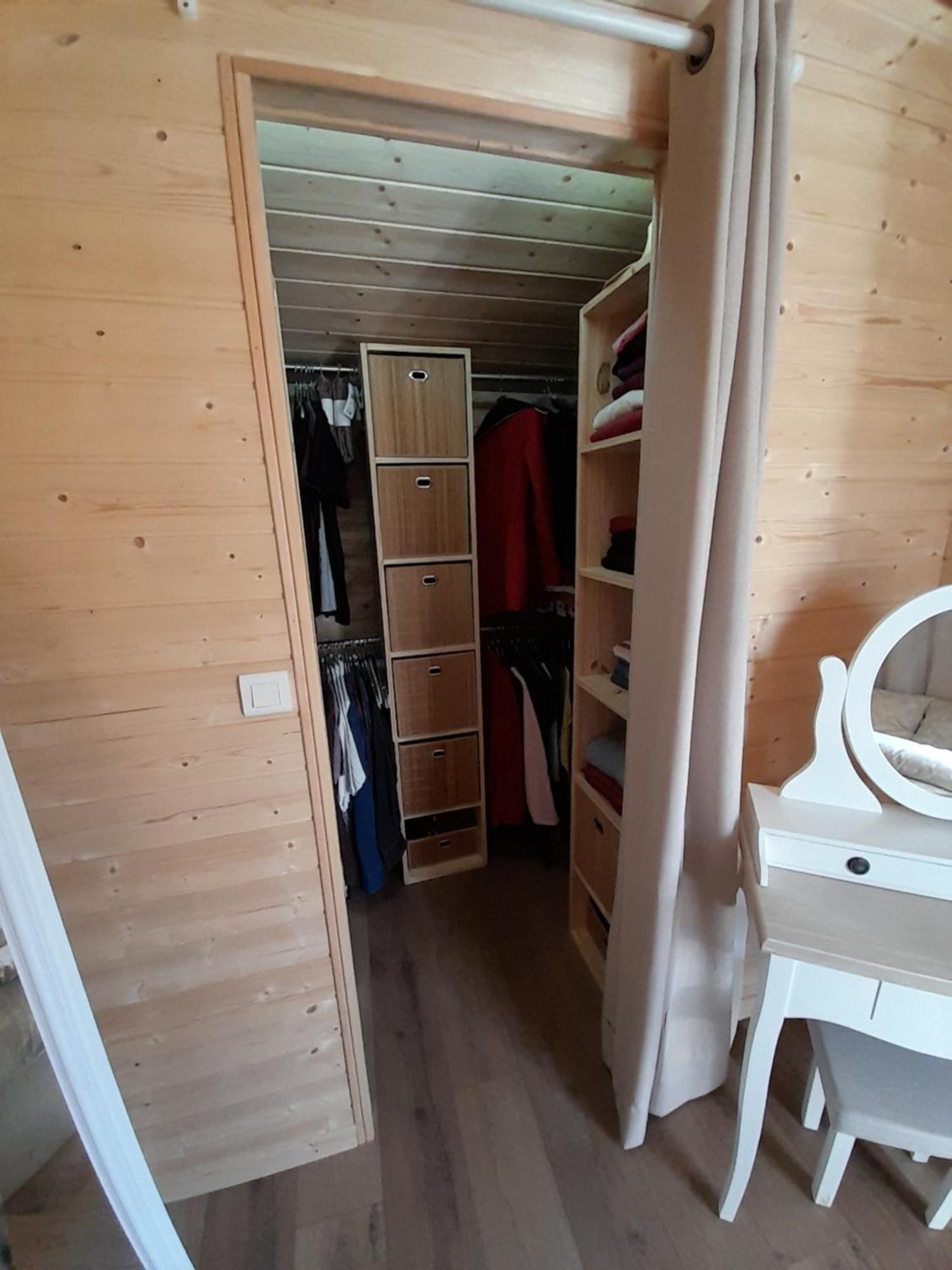 Location Type Gite, Chambre D'Hote, Meuble De Tourisme Dans Joli Petit Chalet Typique Et Ou Jolie Roulotte Type Boheme Waldighoffen エクステリア 写真